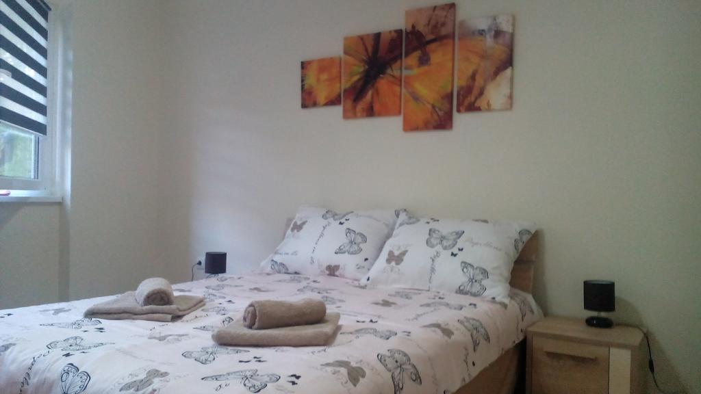 Apartment Marija Sremska Mitrovica Exterior foto